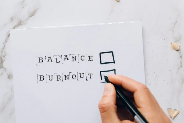 Breaking the Burnout Cycle_ Science-Backed Ways to Recharge Your Body and Mind