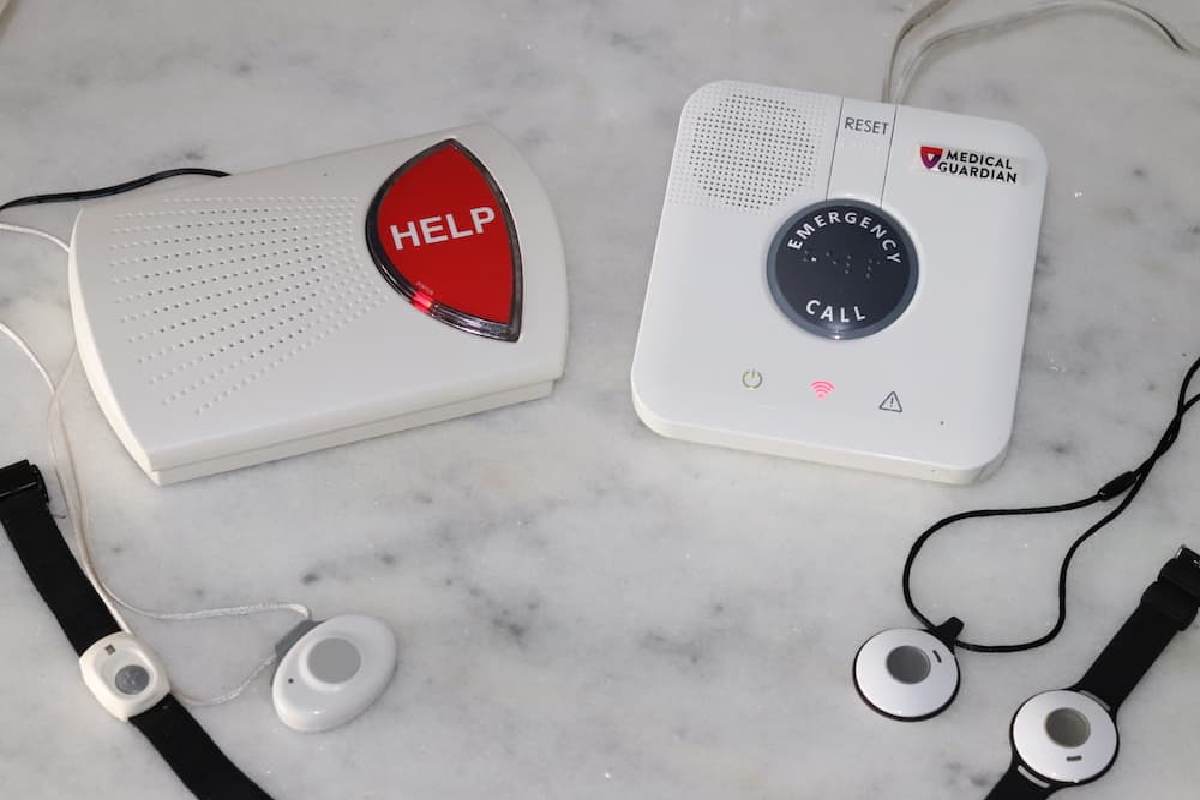 The Hidden Features That Make Modern Medical Alert Systems