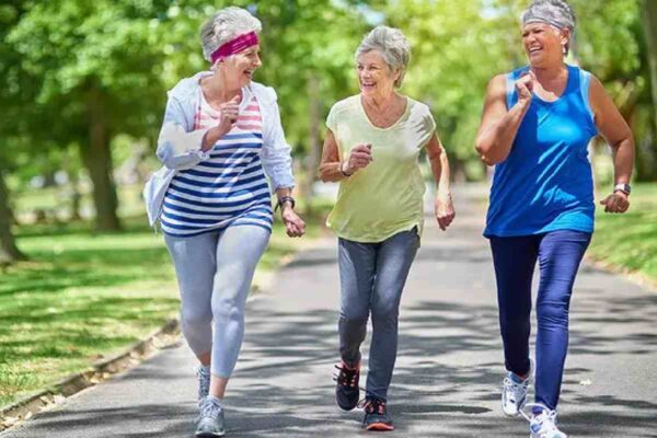 The Health Advantages Seniors Get by Staying in Familiar Surroundings 