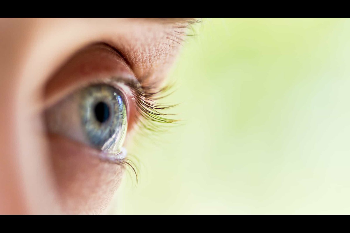 Thinking about cataract surgery in Cape Coral and what you really need to know before you say yes